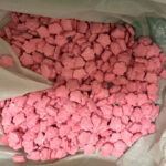 15 kg narkotyków w walizkach i lodówce