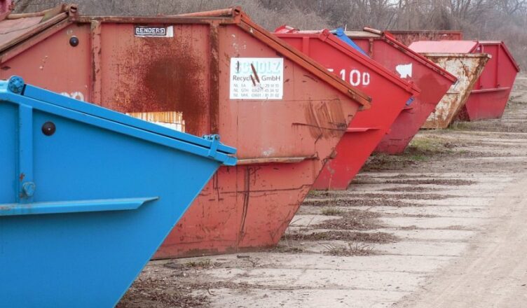 Uszczelnianie systemu wywozu odpadów w Kobyłce