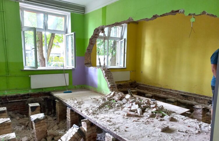 Zielonka - rozpoczął się remont w Szkole Podstawowej nr 1