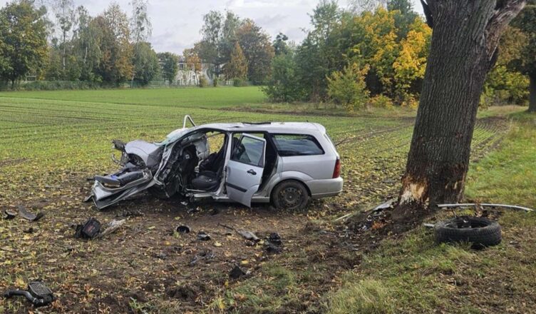 Poważny wypadek na krajowej 79. Kierowca miał 2 promile alkoholu!