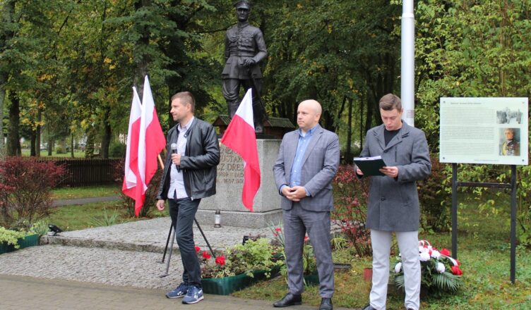 135. rocznica urodzin gen. Gustawa Dreszera – Jadów uczcił pamięć bohatera