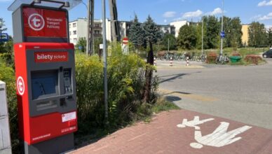 Wołomin - zakup biletów długookresowych możliwy jedynie w biletomacie przy ul. Laskowej