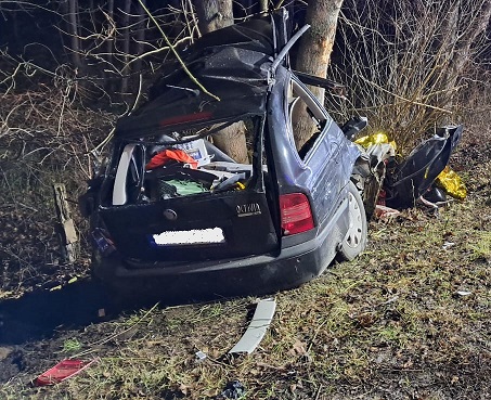 3 osoby poniosły śmierć. Tragiczny wypadek w Skokach.