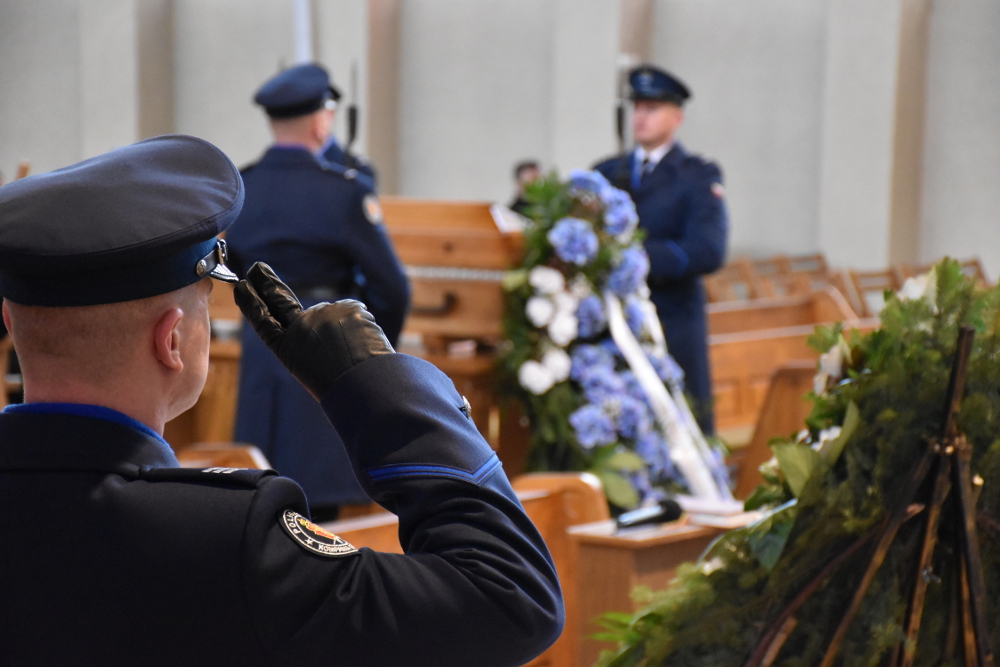 Odszedł na wieczną służbę. Na zawsze w naszej pamięci