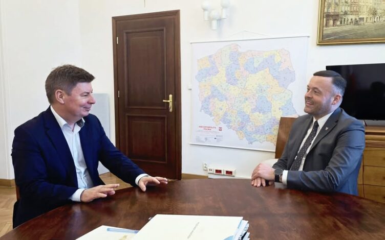 Powiat Wołomiński rozmawia o wsparciu rządowym – ważne kwestie na agendzie